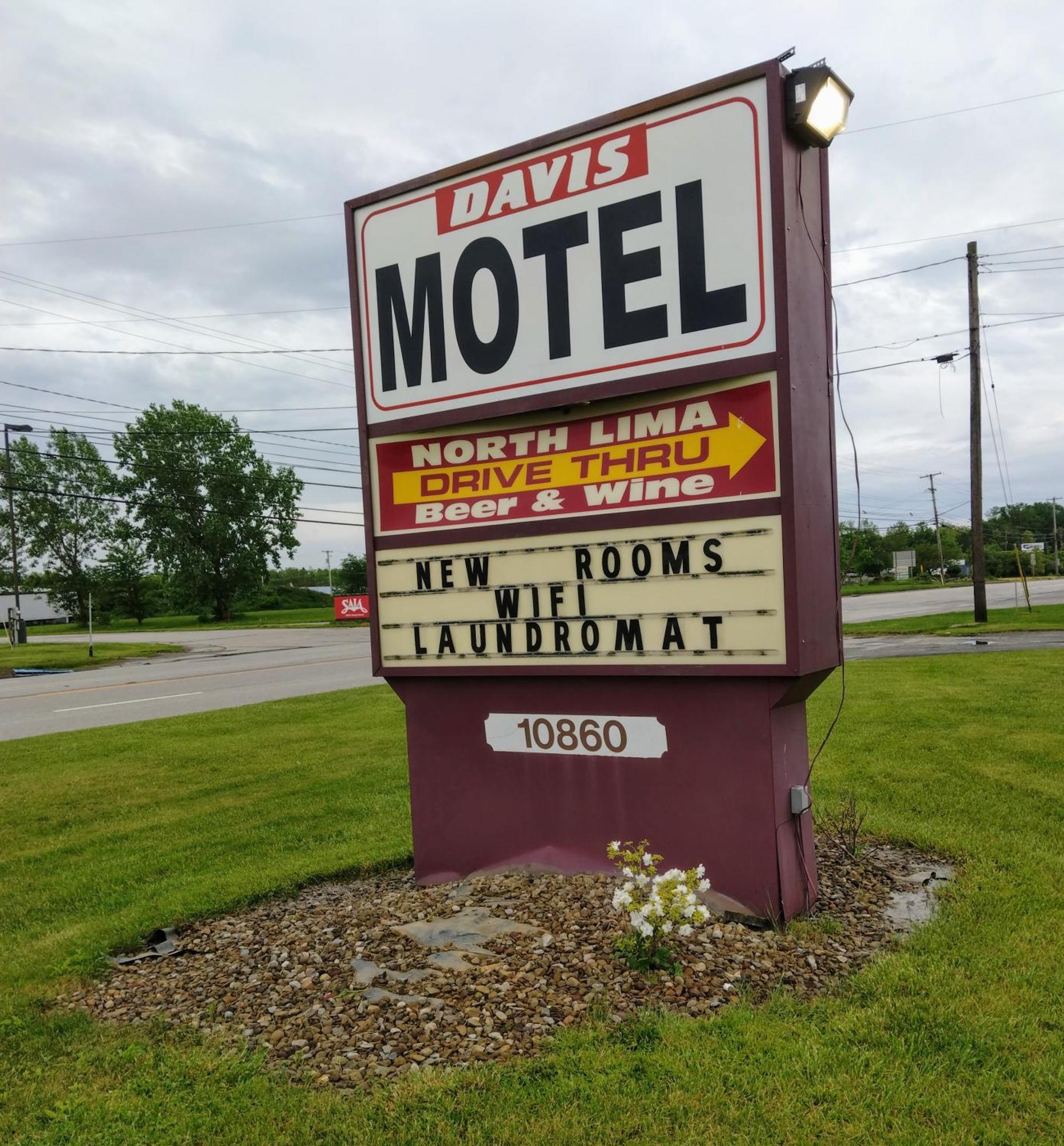 Davis Motel North Lima Exterior foto